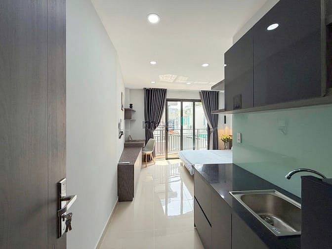 Hình ảnh Cho Thuê Căn Hộ Balcon Thoáng_CV Hoàng Văn Thụ_Đỗ Tấn Phong_Ngã Tư PN