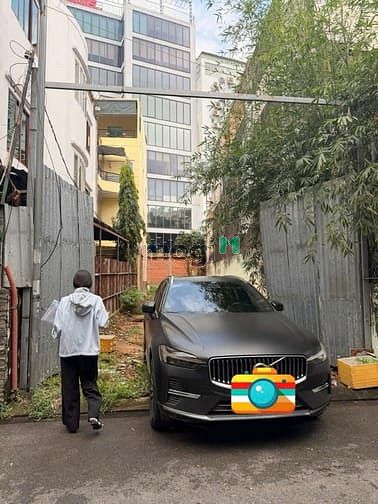 Hình ảnh Bán đất sát sân bay - Hẻm xe tải - nhỉnh 28 tỷ - vị trí đẹp - 176m2