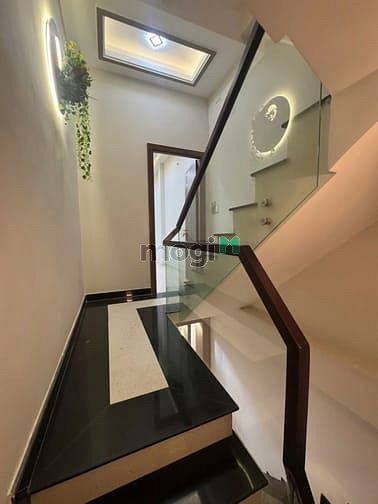 Hình ảnh Bán nhà hẻm 8m Lãnh Binh Thăng Quận 11