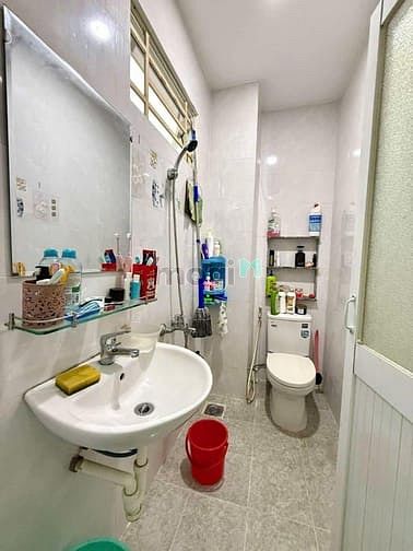 Hình ảnh Phạm Văn Hai P3 Tân Bình • CĂN GÓC 5 TẦNG • 58M2 • 6PN • TÁCH 2 CĂN RI