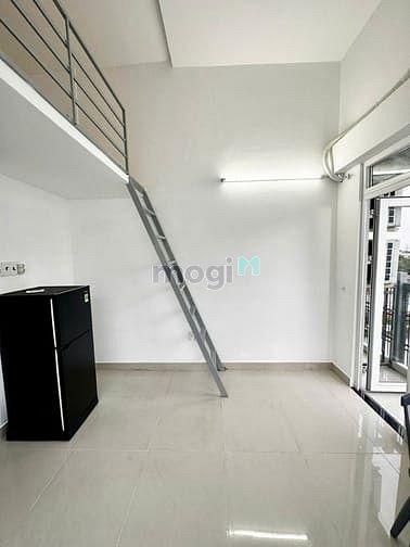 Hình ảnh Gác ban công, máy giặt riêng gần đh UFM, kcx, 5p sang quận 4