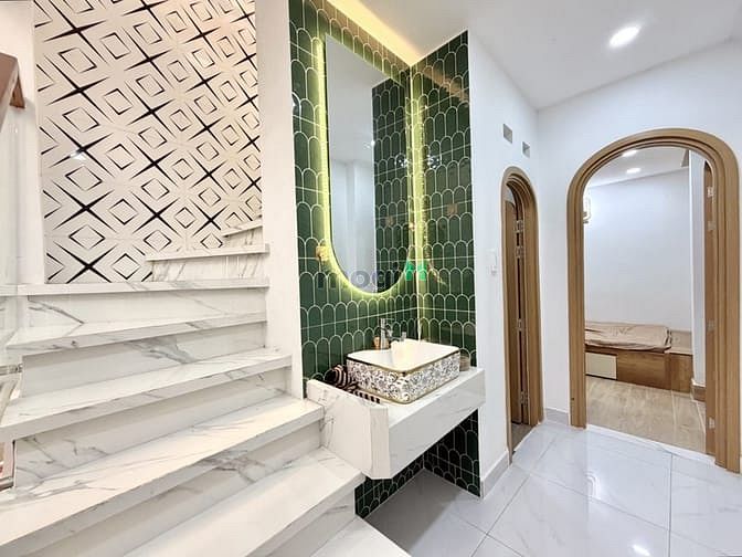 Hình ảnh Bán nhà Gò Vấp, Nguyên Hồng, sát Bình Thạnh, 5T, hẻm 4m, chỉ 6 tỷ 5 TL
