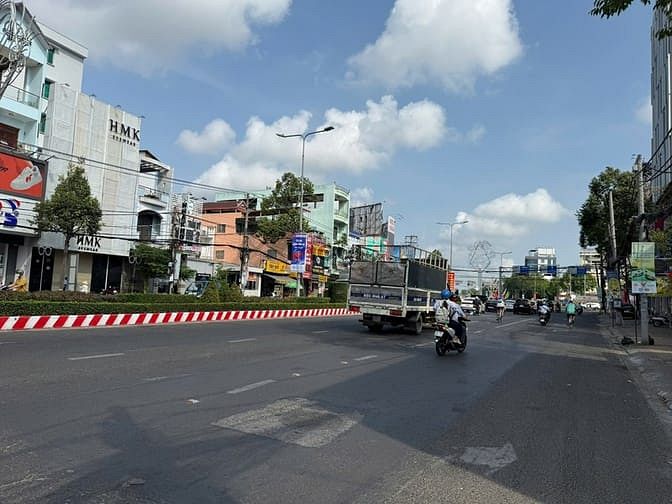 Hình ảnh Nhà 3 lầu rộng thoáng mặt tiền Mậu Thân, phường Cái Khế, Cần Thơ