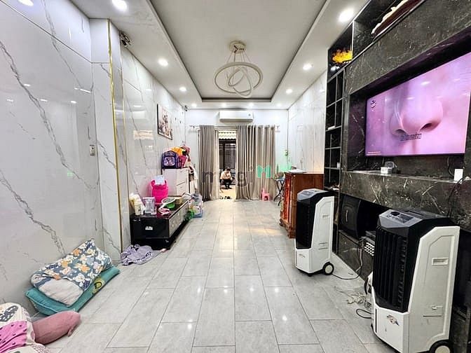 Hình ảnh Hẻm xe hơi Thích Quảng Đức - 66m2 - chỉ hơn 7 Tỷ