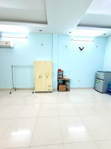 Hình ảnh Trọ 1PN 40m2 - Ban Công - WC Riêng - Quận 2 - Gía 4TR