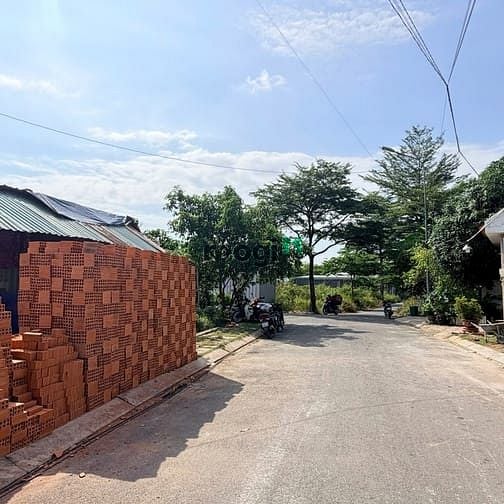 Hình ảnh Chính Chủ Gửi Bán Lô Đất Nằm Trong Khu Thời Báo Kinh Tế, Quận 9