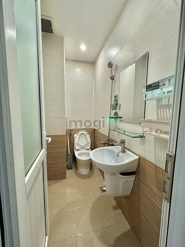 Hình ảnh Chung cư Phú Thạnh, Nguyễn Sơn, TP: 9tr/th, 85m2, full NT, 2PN