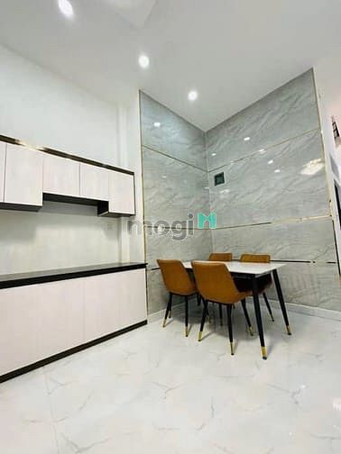 Hình ảnh Chốt ngay nhà Bình Giã Q. Tân Bình 35m2 3PN 3WC