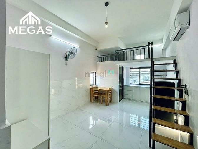 Hình ảnh Cho Thuê Duplex Cửa Sổ Trời Ngay Etown Cộng Hoà - Hoàng Hoa Thám
