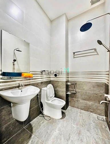Hình ảnh Chốt nhanh nhà Đoàn Giỏi Q. Tân Phú 52m2 4PN 5WC