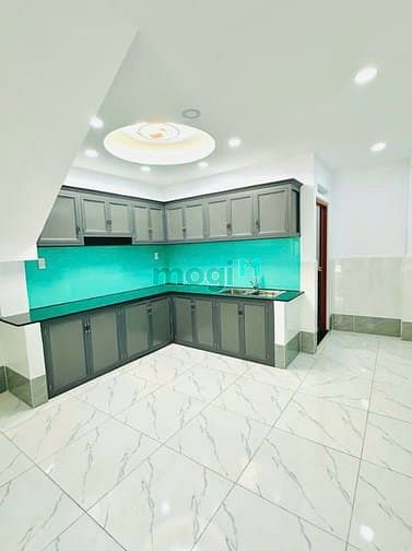Hình ảnh Nhà 2 Lầu 4PN Mới Tinh, Đường Lê Văn Quới, Bình Tân