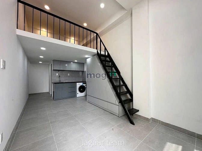 Hình ảnh Cho Thuê Duplex Gác Cao Ban công Ngay Nhất Chi Mai - Hoàng Hoa Thám
