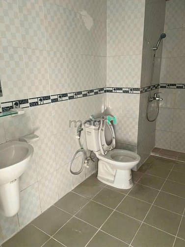 Hình ảnh Căn  2p ngủ C/c 590- CMT8, Q3  chỉ 11,5tr/th