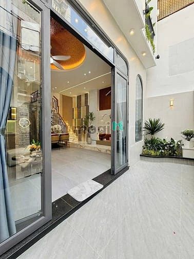 Hình ảnh NHÀ MỚI ĐẸP - Ngay Công Viên Làng Hoa - Gò Vấp