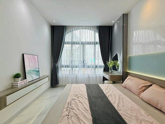 Hình ảnh NHÀ MỚI ĐẸP - Ngay Công Viên Làng Hoa - Gò Vấp