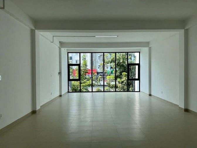 Hình ảnh Cho thuê 6x30m 2 lầu mới xây Cộng Hòa, Phường 4, Quận Tân Bình