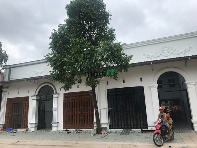 Hình ảnh Định Cư Sang Ý Thanh Lý Gấp Nhà Trọ Đang Kinh Doanh Và Đất 600M2 TC