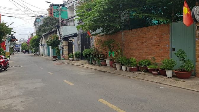 Hình ảnh Bán đất Hóc Môn – Sổ đỏ riêng – lô đất đẹp – Giá 8,25 tỷ – Chính chủ