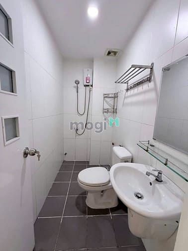Hình ảnh Cho thuê căn 2p ngủ C/c NGuyễn Ngọc Phương giá 12tr/th