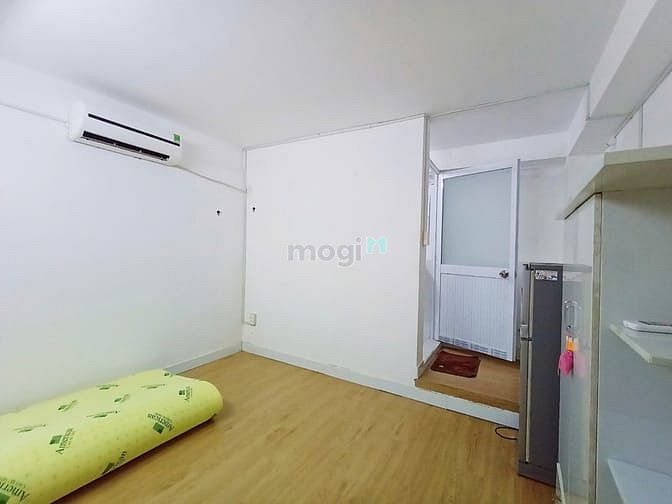 Hình ảnh Studio full nội thất Lạc Long Quân, Q11 dt 18m2 giá 3tr7/th