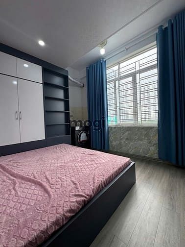 Hình ảnh Bán Gấp CHCH Cầu Giấy - Hơn 4tỷ - 44m 2 mặt thoáng - Full Nội Thất
