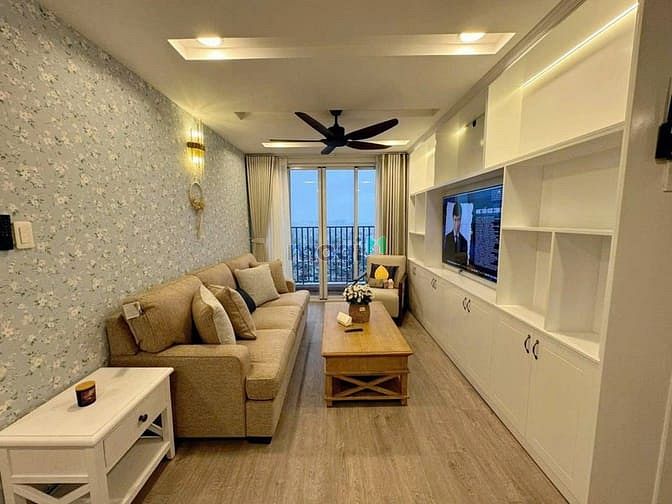 Hình ảnh Cần cho thuê căn 1p ngủ có Nội thất giá 8tr C/c Carillon 2