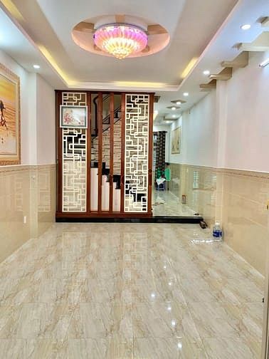 Hình ảnh Nhà 4 Tầng 4PN Đường Lê Văn Quới, Bình Tân, 2 Mặt Hẻm
