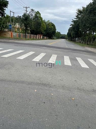 Hình ảnh Anh chị cần Trang MB66.COM Chính Thức - MB 66 Uy Tín đất Bình Dương thì gọi e có mấy vị trí đối diện KCN