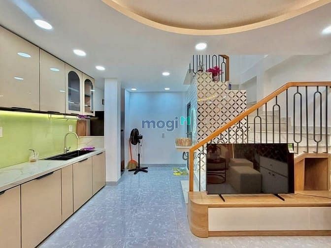 Hình ảnh NHÀ ĐẸP - Bình Thạnh gần ngã 4 Hàng xanh
