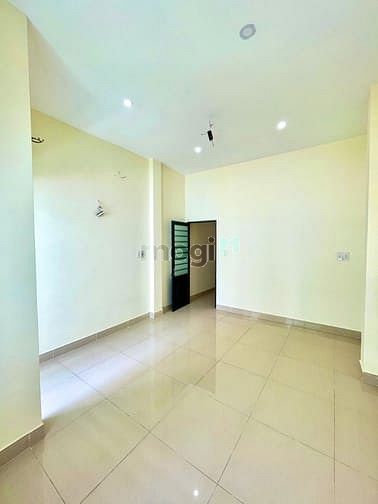 Hình ảnh Bán nhà 66m²-6,89 tỷ, 2 lầu phù hợp ở/xây mới sát vách quận 1
