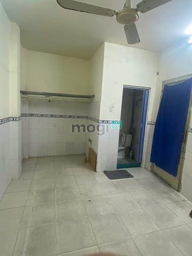 Hình ảnh Phòng cho thuê nằm tại trung tâm quận 3
