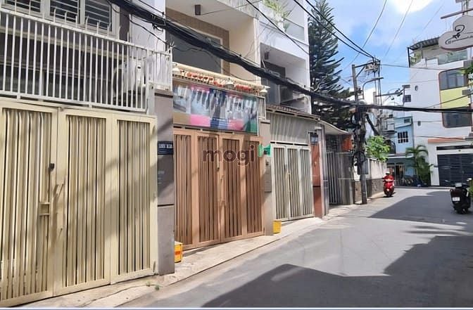 Hình ảnh Gấp bán, giảm còn 9,5 tỷ tl. Nhà đẹp 5T - ô tô ngủ trong nhà