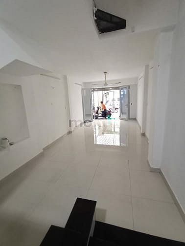Hình ảnh Cho thuê nhà khu tên lửa  18tr