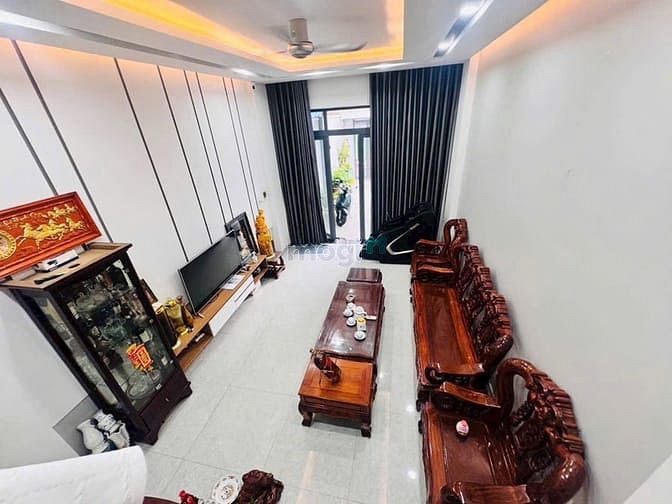 Hình ảnh Siêu phẩm 4 tầng kiên cố KDC cao cấp Lê Văn Chí - 90m2