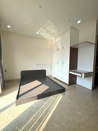 Hình ảnh Balcony Studio Thang Máy Full Nội Thất Ngay Phan Xích Long