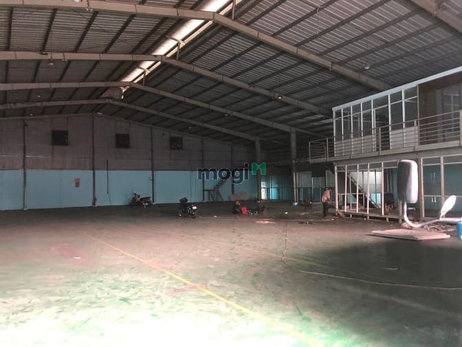 Hình ảnh Kho xưởng cho thuê 1100m2 Ql1A Thới An, ngã tư Ga Quận 12