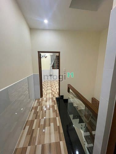 Hình ảnh Cho thuê nhà hẻm xe hơi đường Âu Cơ, P9, Tân Bình