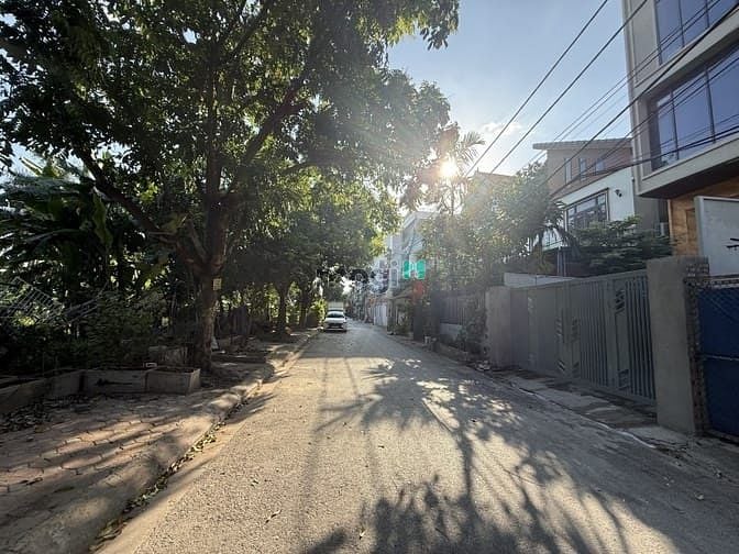 Hình ảnh Thạch Bàn – Long Biên – Ô TÔ Tránh – 131 M2 – Đất – MT 7 M – Giá 15.8