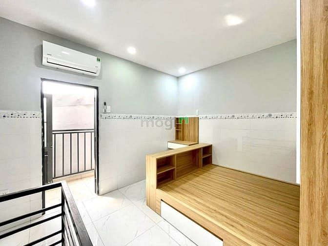Hình ảnh Chính chủ cho thuê phòng 30m2 Duplex bancol đủ nội thất cầu Tham Lương