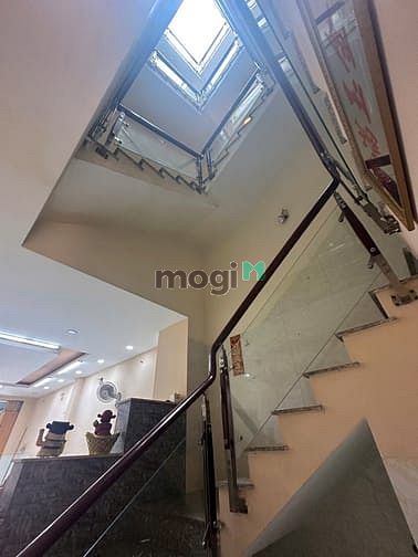 Hình ảnh Cho thuê nhà đường số 3 Đối diện chợ Phú Lâm Quận 6