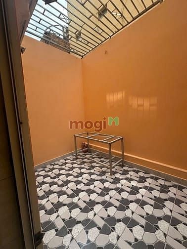 Hình ảnh Cho thuê nhà đường số 3 Đối diện chợ Phú Lâm Quận 6