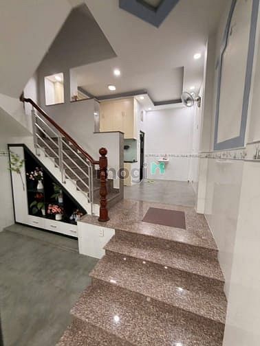 Hình ảnh Cho thuê nhà hẻm xe hơi Phạm Văn Chí, P8, Q6