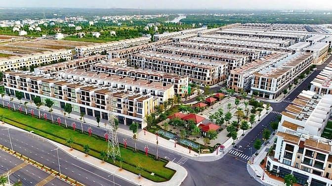 Hình ảnh Bán giá tốt căn Shop kinh doanh t&t long hậu, 100m2, 4 lầu vị trí đẹp