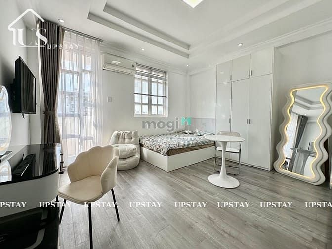 Hình ảnh Studio Balcony Thang Máy Full Nội Thất Ngay Trần Khánh Dư