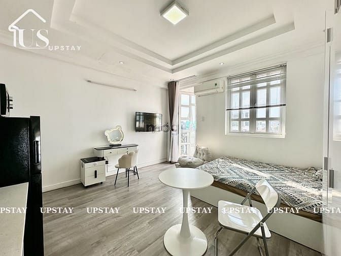 Hình ảnh Studio Balcony Thang Máy Full Nội Thất Ngay Trần Khánh Dư