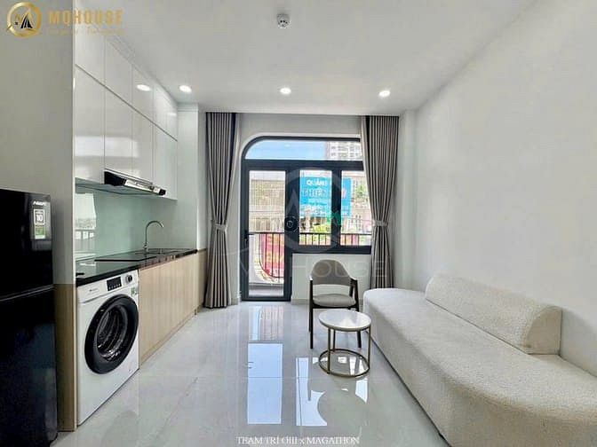 Hình ảnh Studio Balcony 1PN Full Nội Thất Thang Máy Hầm Xe Gần Metro Tân Cản