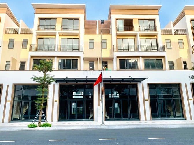 Hình ảnh Bán căn shop a-sh.06 ngay đường thái sơn 3, xây 4 lầu vị trí cực đẹp