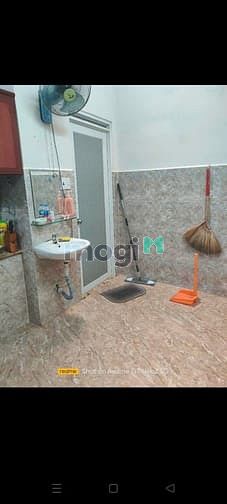 Hình ảnh Cho thuê nhà trong chợ Phú Định P12 Q6