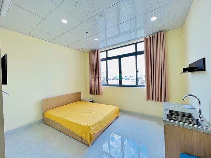 Hình ảnh Studio Cửa Sổ Hầm Xe Thang Máy Bảo Vệ Ngay Trần Quang Khải Quận 1