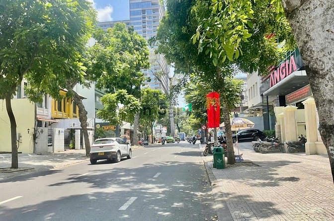 Hình ảnh Bán nhà góc 2MT Nguyễn Đình Chiểu P, Đakao Quận 1, dt:8x27m giá 140 tỷ